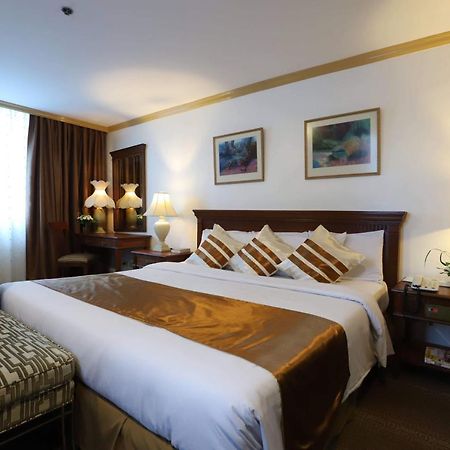 Tiara Oriental Hotel Макати Экстерьер фото