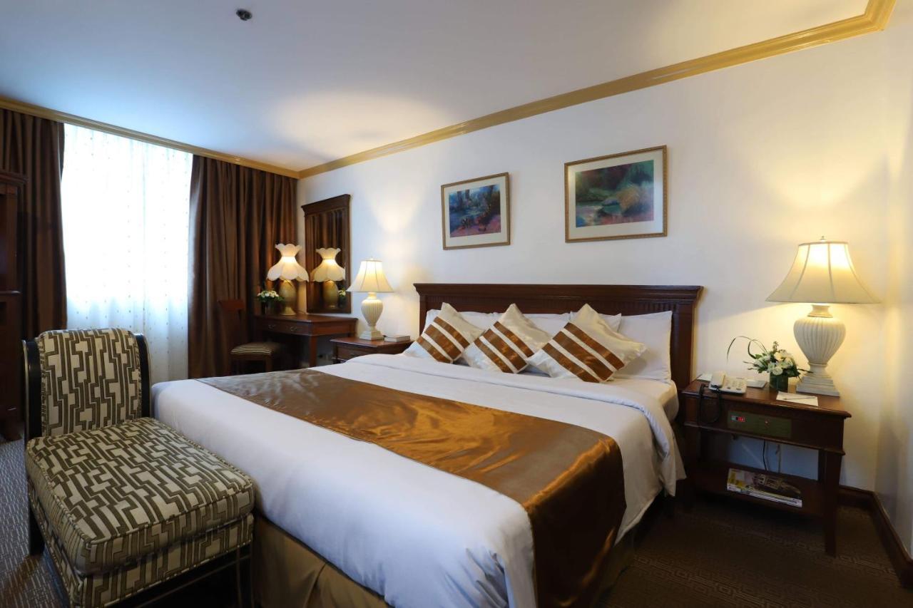 Tiara Oriental Hotel Макати Экстерьер фото
